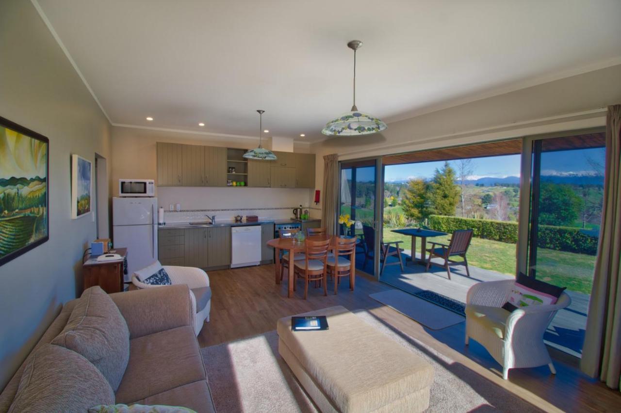 Clayridge Cottages Upper Moutere Bagian luar foto